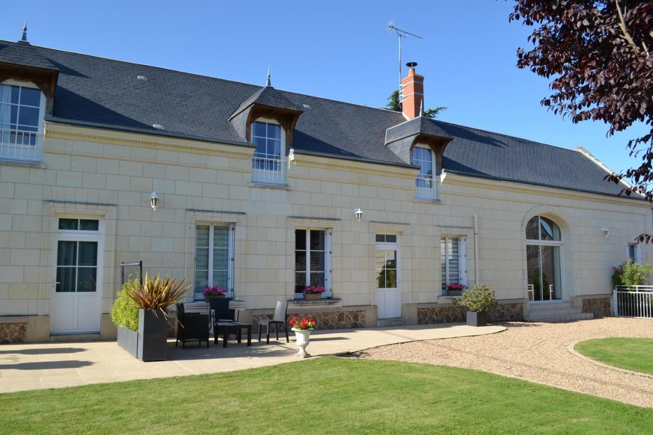 Les Chambres D Hotes Du Lavoir Restigné Exterior foto